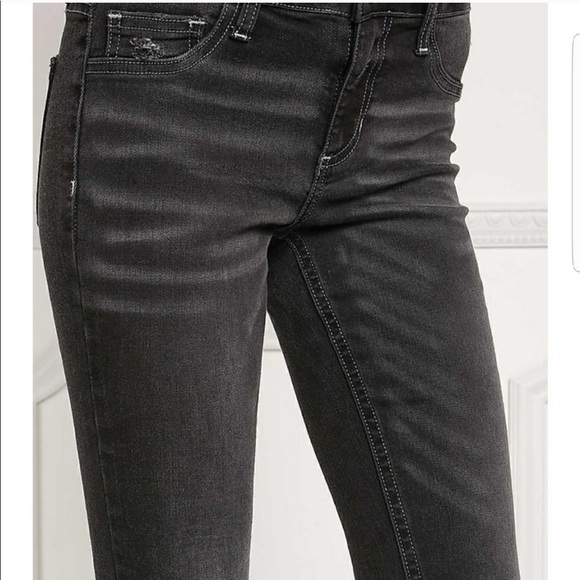 ♦️ LAST 2 Black Distressed Raw Hem Skinny Jeans - Picture 5 of 6